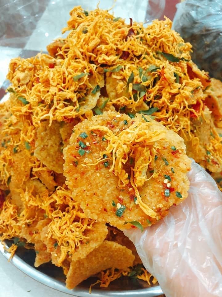cách làm cơm cháy khô gà đơn giản