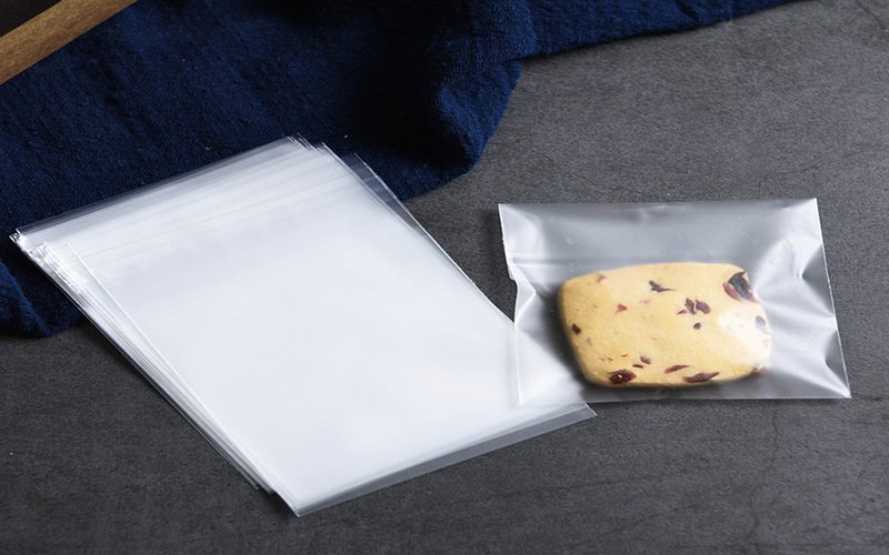 Sử dụng túi hút chân không để bảo quản bánh quy bơ