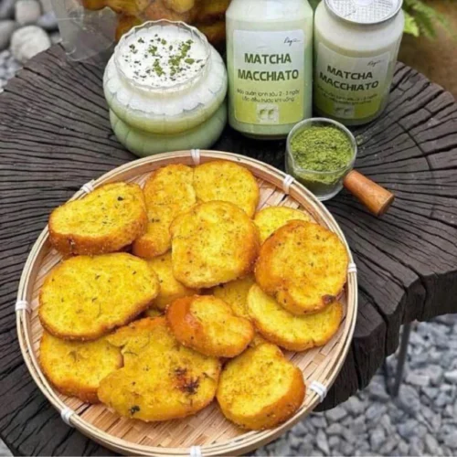 bánh mì sấy bơ tỏi